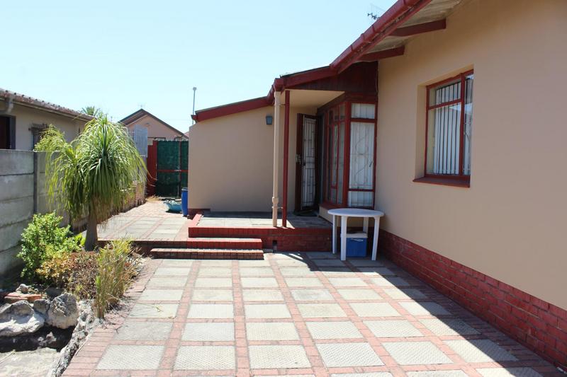 3 Bedroom Property for Sale in Glen Lilly Western Cape